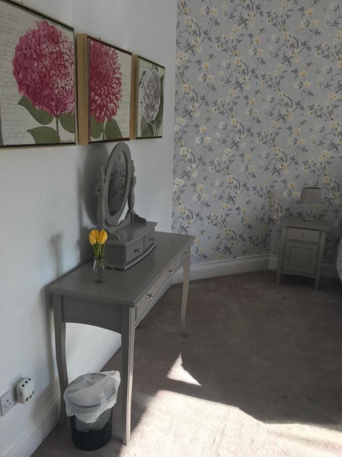Mickering Barn Bed & Breakfast Aughton Exterior foto